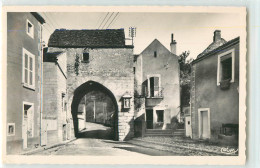 34915 - NOYERS SUR SEREIN - CPSM - PORTE DE SAINTE VEROTTE - Noyers Sur Serein