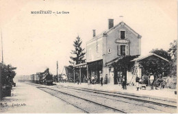 89  . N°52354 . Moneteau . La Gare.train - Moneteau