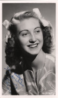 Yvonne Of Jean Marsh 1950s Actress You Rang M'Lord Hand Signed Photo - Actors & Comedians