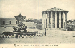 ITALIA  ROMA  PIAZZA BOCCA DELLA VERITA TEMPIO DI VESTA - Orte & Plätze