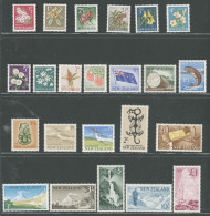 1960-66 NEW ZEALAND - Stanley Gibbons N. 781-02 - Flora E Fauna - 23 Valori - MNH** - Other & Unclassified