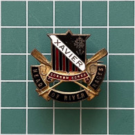 Badge Pin ZN013183 - Rowing Kayak Canoe Australia Victoria Melbourne Xavier College Head Of River Races - Aviron