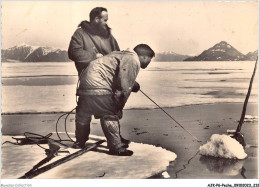 AJKP6-0641 - PECHE - PECHE AU NAVAL - CHEZ LES ESQUIMAUX DE LA BAIE D'HUDSON  - Fishing