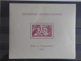 WALLIS-ET-FUTUNA YT BF 1 EXPOSITION INTERNATIONALE DE 1937** - Blocks & Sheetlets