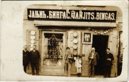 T2/T3 1909 Zimony, Semlin, Zemun; Janjits és Bingas üzlete / Shop. Photo (fl) - Non Classés