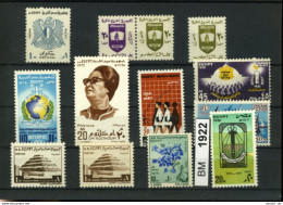 Ägypten, Xx, Konvolut Auf A6-Karte Aus 1973 - 1981 U.a. - Unused Stamps