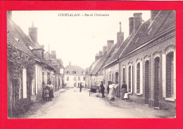 F-28-Courtalain-07A115  La Rue De Châteaudun, Animation, Cpa BE - Courtalain