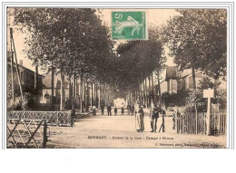 77.MORMANT.AVENUE DE LA GARE.PASSAGE A NIVEAU. - Mormant