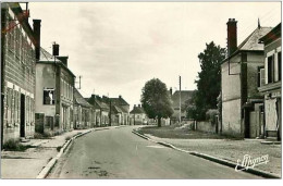 89.NEUVY-SAUTOUR.RUE DU COMMERCE.CPSM - Neuvy Sautour