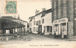 Beauvoir Sur Niort * Place Du Village * Café National - Beauvoir Sur Niort