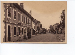 Cpa - 74 - Douvaine - Le Centre Caisse D'epargne - Postes Et Télégraphes -  A VOIR - Douvaine