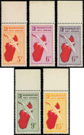 ** MADAGASCAR PA 18 Et 21/24 : Variété Cadre Gauche Barré, Tous Bdf, TB, Cote Maury - Other & Unclassified