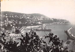 NICE  Vue Sur Le Port  23 (scan Recto Verso)KEVREN0719 - Transport (sea) - Harbour