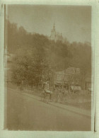 Esneux, Poulseur?, Photo (6,5x9cm), Randonnée En Vélo, Arrêt Au Pied Du Chäteau Du Rond Chêne. - Esneux