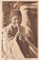 D24- ALGERIE - ENFANT - MUSICIEN - JOUEUR DE FLUTE - EDIT. LAFOND TABAC - ORAN - ( 2 SCANS ) - Children