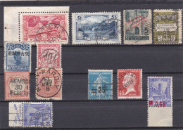 Petit Lot De Timbres Avec Des Trucs Sympa,,lire Description - Lots & Kiloware (mixtures) - Max. 999 Stamps