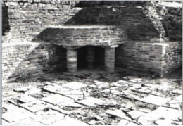 Fouilles Des Fontaines Salées - Angle De La Chambre De Chauffe De La Piscine Chaude, Thermes Des Hommes  -  Non écrite. - Fontaines Salees