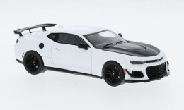 Chevrolet Camaro ZL1 1LE - 2019 - White/Black - Ixo - Ixo