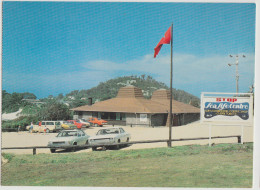 Australia TASMANIA TAS Car Park Sea Life Centre BICHENO Printerpack P1 Postcard C1970s - Sonstige & Ohne Zuordnung