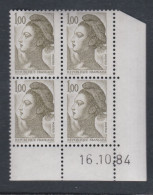 France Type Liberté N° 2185 XX : 1 F. Olive Foncé En Bloc De 4 Coin Daté Du  16 . 10 . 84, Ss Trait  ; Sans Charnière TB - 1980-1989