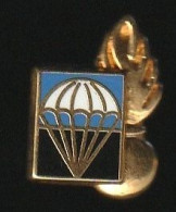 77653-Pin's .Parachutisme.Militaire.Armée.signé Boussemart. - Fallschirmspringen