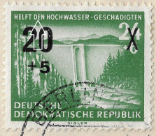 Allemagne De L'Est DDR 1955 Michel 449V Sur FDC. Variété,  Point Sur E De DEN. Barrage De Sosa, Saxe. Inondations - Wasser