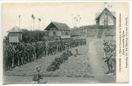 CPA Non écrite Papouasie Nouvelle Guinée * ONONGHE Fête à L'occasion De La Bénédiction De La Nouvelle Eglise - Papua New Guinea