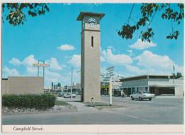 Australia VICTORIA VIC Clock Post Office Cars Campbell St SWAN HILL Nucolorvue NCV272 Postcard C1970s - Swan Hill