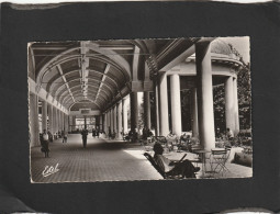 128486         Francia,       Vittel,     Les   Galeries  De  Cure,   VG   1959 - Vittel