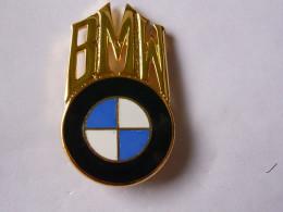 BIG Pins AUTOMOILE LOGO BMW NO 2348 5 X 3 Cm NEUF 2 Attaches - BMW