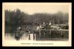 SIERRA LEONE - FREETOWN - ARRIVAL OF COUNTRY PRODUCES - Sierra Leone