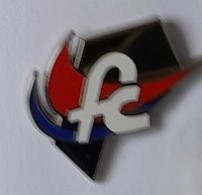 Pin's  Argenté  Tricolore  à  Déterminer  " F C "  Signé   ARTHUS  BERTRAND - Arthus Bertrand