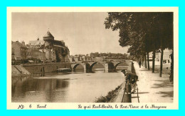 A704 / 259 38 - LAVAL Quai Paul Bondit Le Pont Vieux - Laval