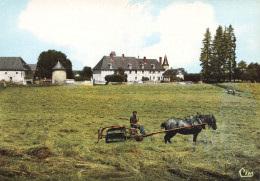 Préveranges * Scène Agricole , Agriculture , Attelage Labour Culture Machine Agricole , Le Château Du Village - Préveranges