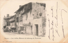 Ruffec * 1901 * Rue , Faubourg Du Pontereau , Vieilles Maisons * Villageois - Ruffec