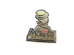 PIN'S    MAROSE  PARFUMEUR - Perfume