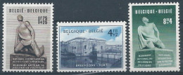 860/62 * Faibles Traces De Charnières  Cote 38.00 - Unused Stamps