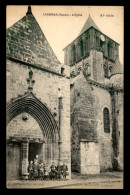 86 - LUSIGNAN - ENFANTS DEVANT LE PORTAIL DE L'EGLISE - Lusignan