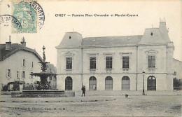 - Dpts Div.-ref-BN342- Meurthe Et Moselle - Cirey Sur Vezouze - Place Cevandier - Fontaine Et Marché Couvert - - Cirey Sur Vezouze