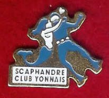 @@ Sirène Plongeur Scaphandre Du Club YONNAIS (2x2.2) @@pl443b - Diving