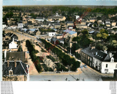 35. En Avion Au Dessus De  LA GUERCHE De BRETAGNE . La Rue De NANTES Et Le Jardin Des Plantes . - La Guerche-de-Bretagne