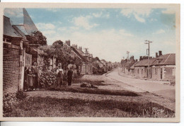 Carte Postale Ancienne Guiscard - L'Entrée Du Pays Venant De Noyon - Guiscard