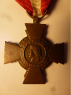 Médaille Croix De La Valeur Militaire République Française - Frankreich