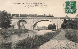 FRANCE - Briare - Vue Sur Le Pont Du Chemin De Fer - Train - Pont - Vue Générale - Carte Postale Ancienne - Briare