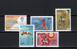 India 1984 Olympic Games Los Angeles, Basketball, Weightlifting Etc. Set Of 4 + 1 Stamps Olympic Committee MNH - Sommer 1984: Los Angeles