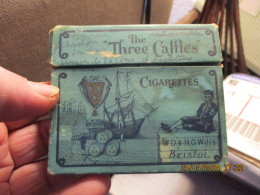 Ancienne Boite Carton Vide Des Cigarettes THE THREE CASTLES W.D & H.O Will's Bristol The Imperial Tobacco Company - Boites à Tabac Vides