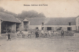 (266) CPA  Noiseau  Intérieur De La Ferme - Noiseau