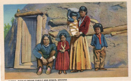 - NAVAJO INDIAN FAMILY AND HOGAN.  ARIZONA. - Scan Verso - - Andere & Zonder Classificatie