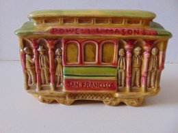 Tirelire En Céramique En Forme De Wagon " San Francisco " - Other & Unclassified