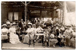 Devanture Et Terrasse De Café. Carte Photo Animée Non Située - Cafés